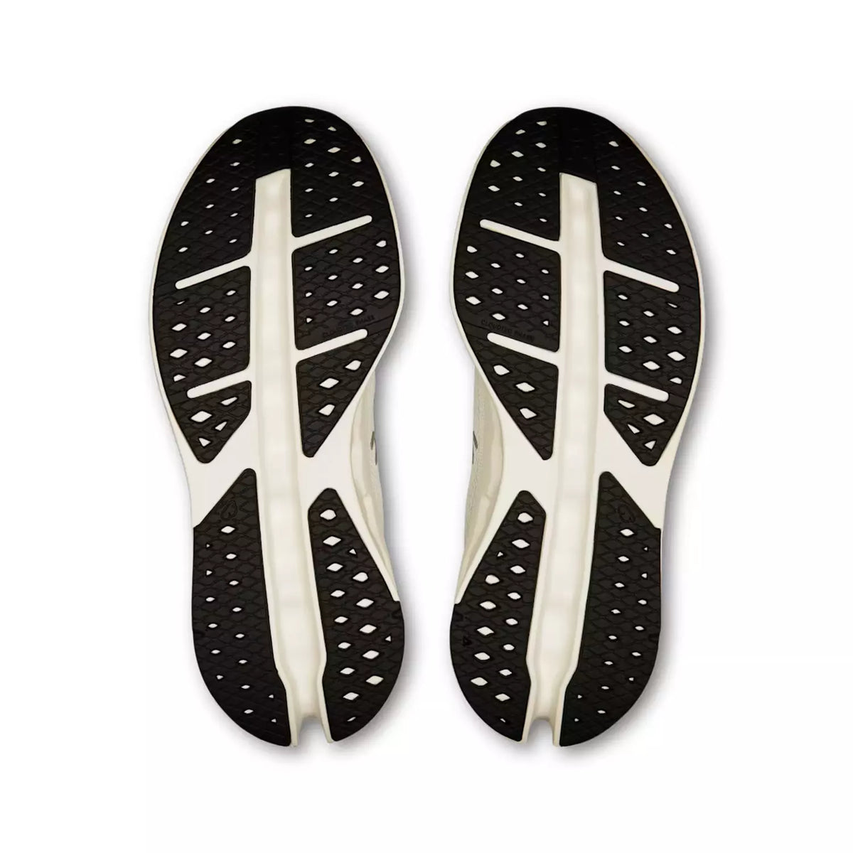On Running Cloudsurfer Max Ivory Salmon