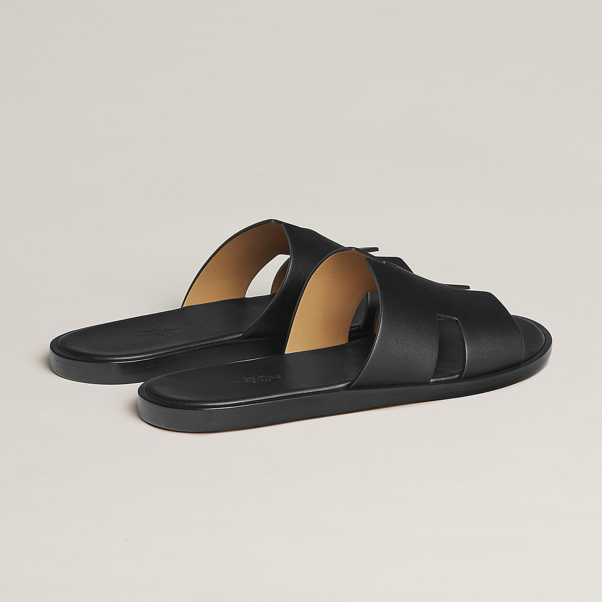 Hermès Izmir sandal 'Noir'