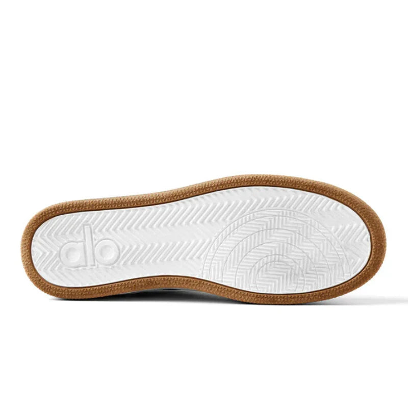 Alo Recovery Mode Sneaker- White/Gum