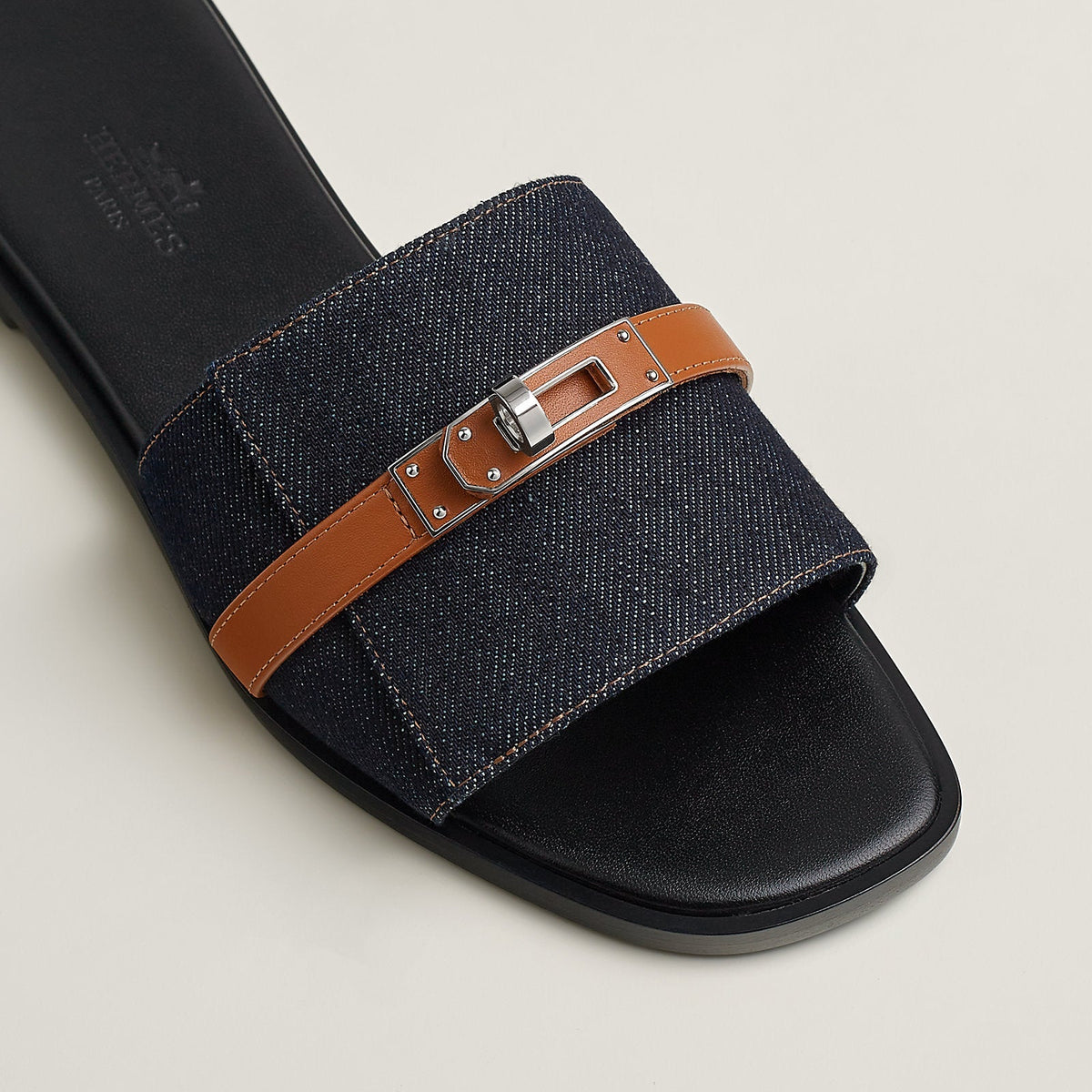 Hermès Giulia sandal 'Bleu Brut / Naturel'