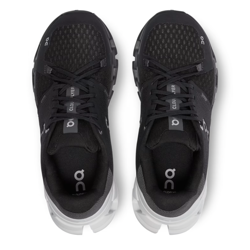 On Running Cloudflyer 4 Black/White